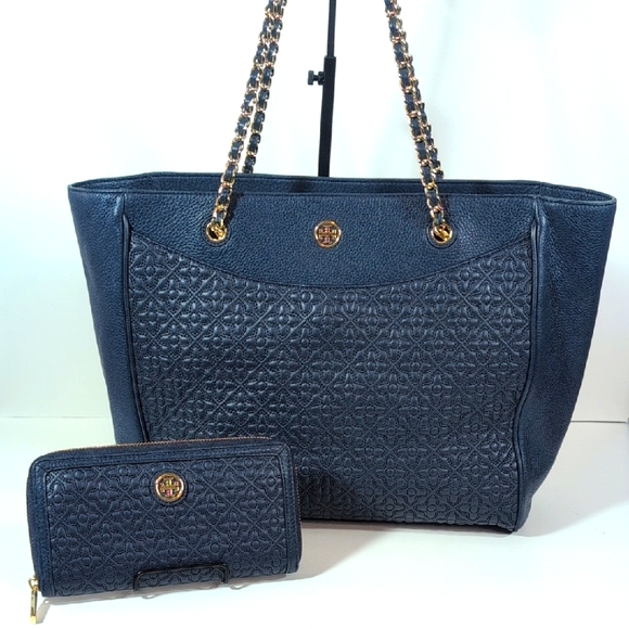 Tory Burch Bryant Tote with Matching Wallet Navy Blue - Picture 1 of 16